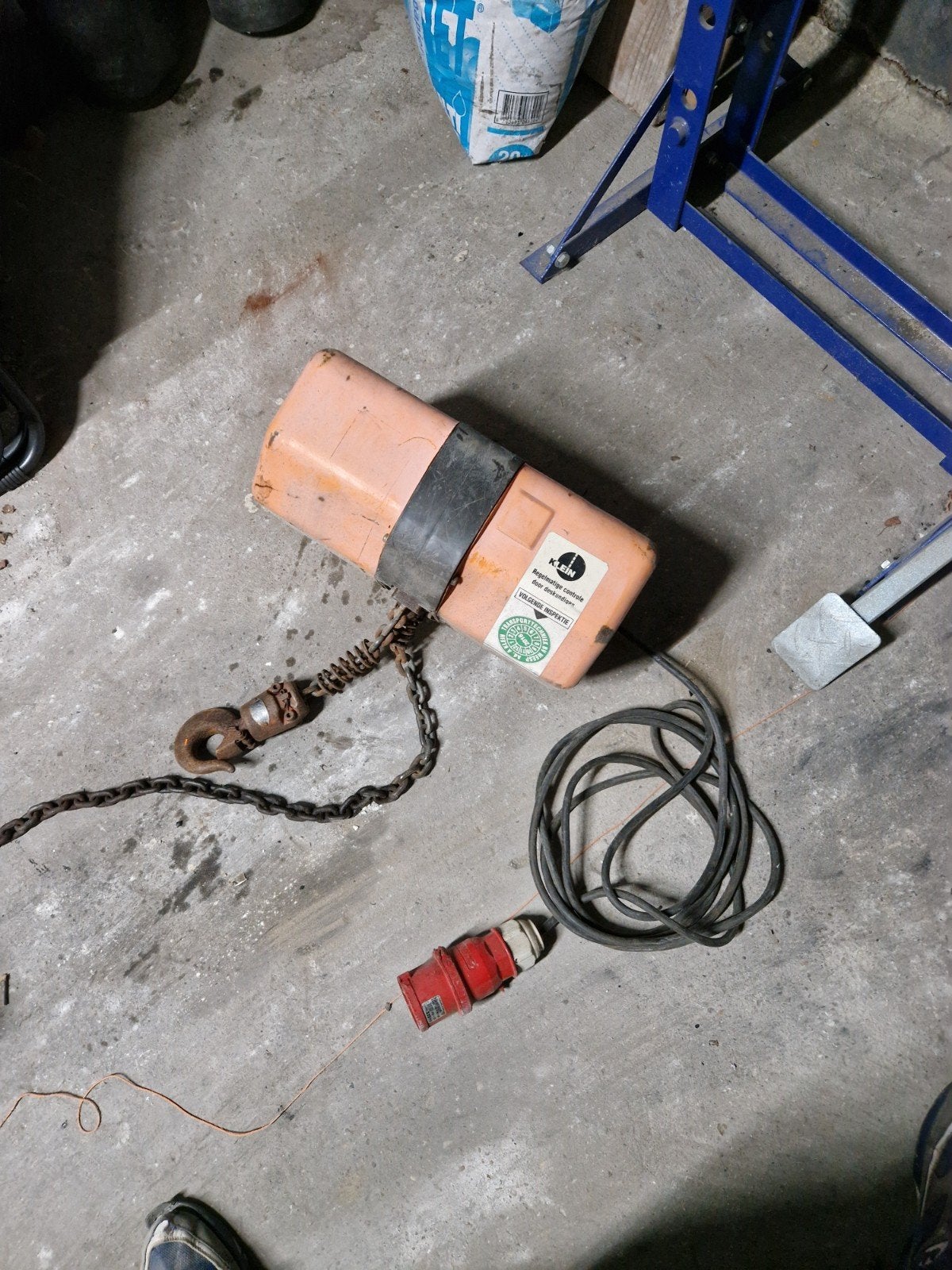 Hitachi kettingtakel 1 ton met 30m ketting en loopkat, Ophalen, Gebruikt, Elektrisch