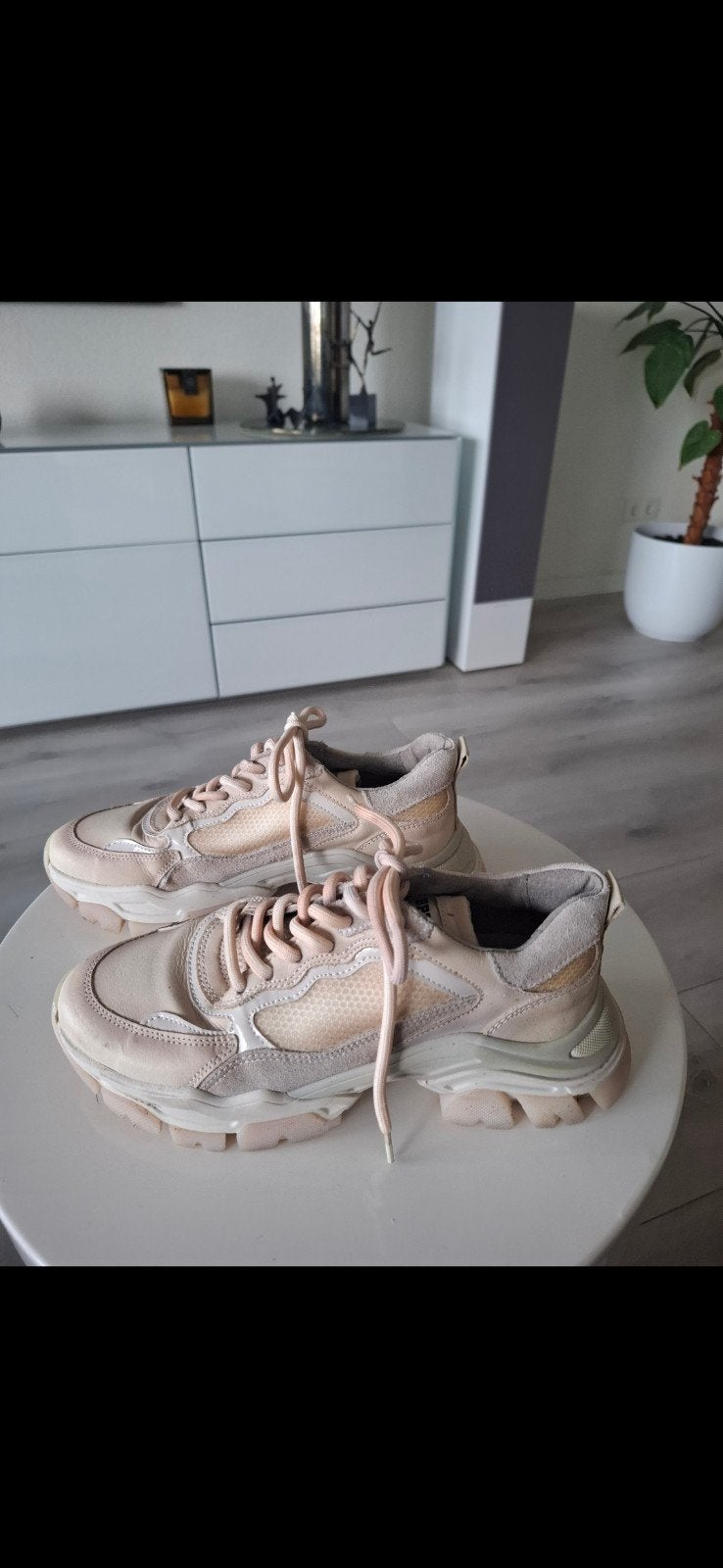 Bronx, lage, beige dames sneakers, maar 2x gedragen, maat 38, Bronx, Beige, Nieuw, Ophalen of Verzenden