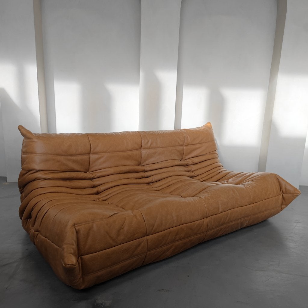 Ligne Roset Togo Driezits | Camel Leder, Antiek en Kunst