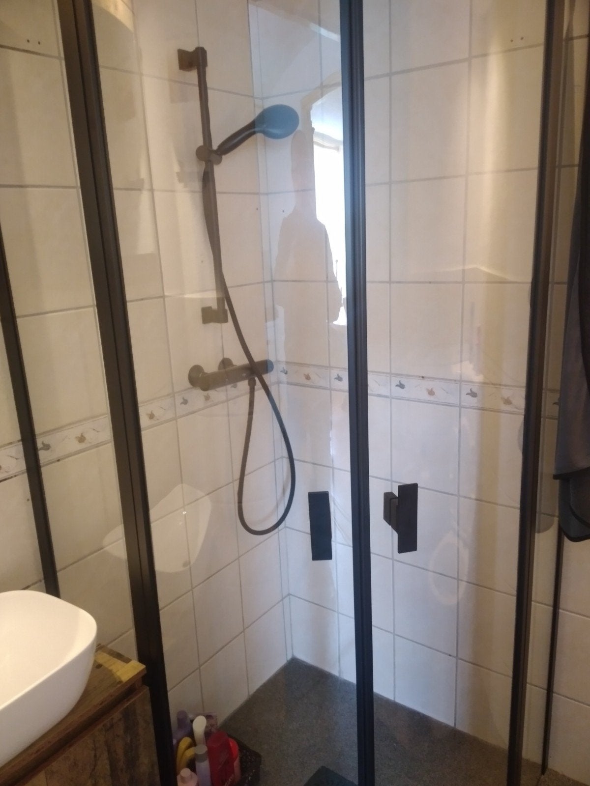 Douchecabine kwartrond zwart, Ophalen, Nieuw