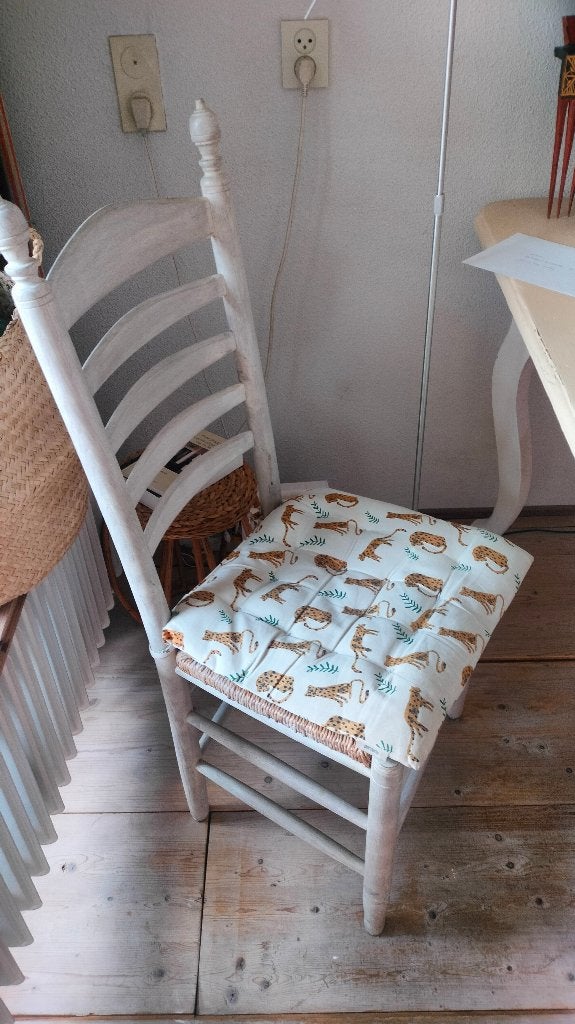 4 Whitewash stoelen met rieten zitting, Ophalen