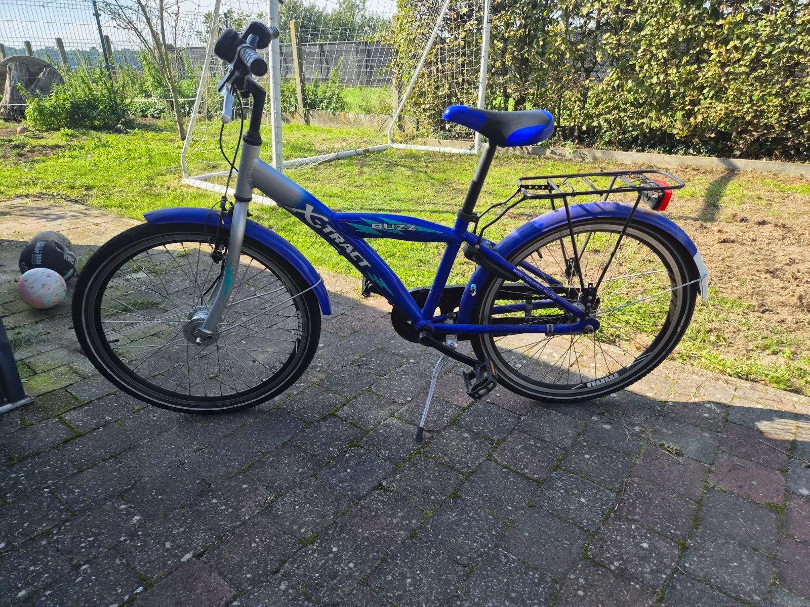 X-Tract Buzz kinderfiets - Blauw/Zilver, Fietsen en Brommers, Gebruikt, Velgrem, Versnellingen, Minder dan 49 cm