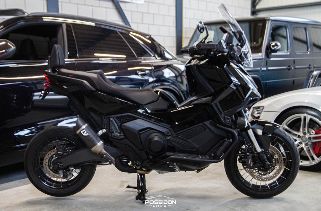 Honda X-ADV 750 2026 700KM LEOVINCE UITLAAT NIEUW!, Scooter, 745 cc, Bedrijf, Meer dan 35 kW
