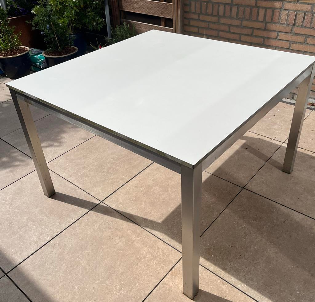 Gloster tuintafel - Vierkant, wit met RVS onderstel, Tuin en Terras, Ophalen, Gebruikt, Vierkant, Rvs