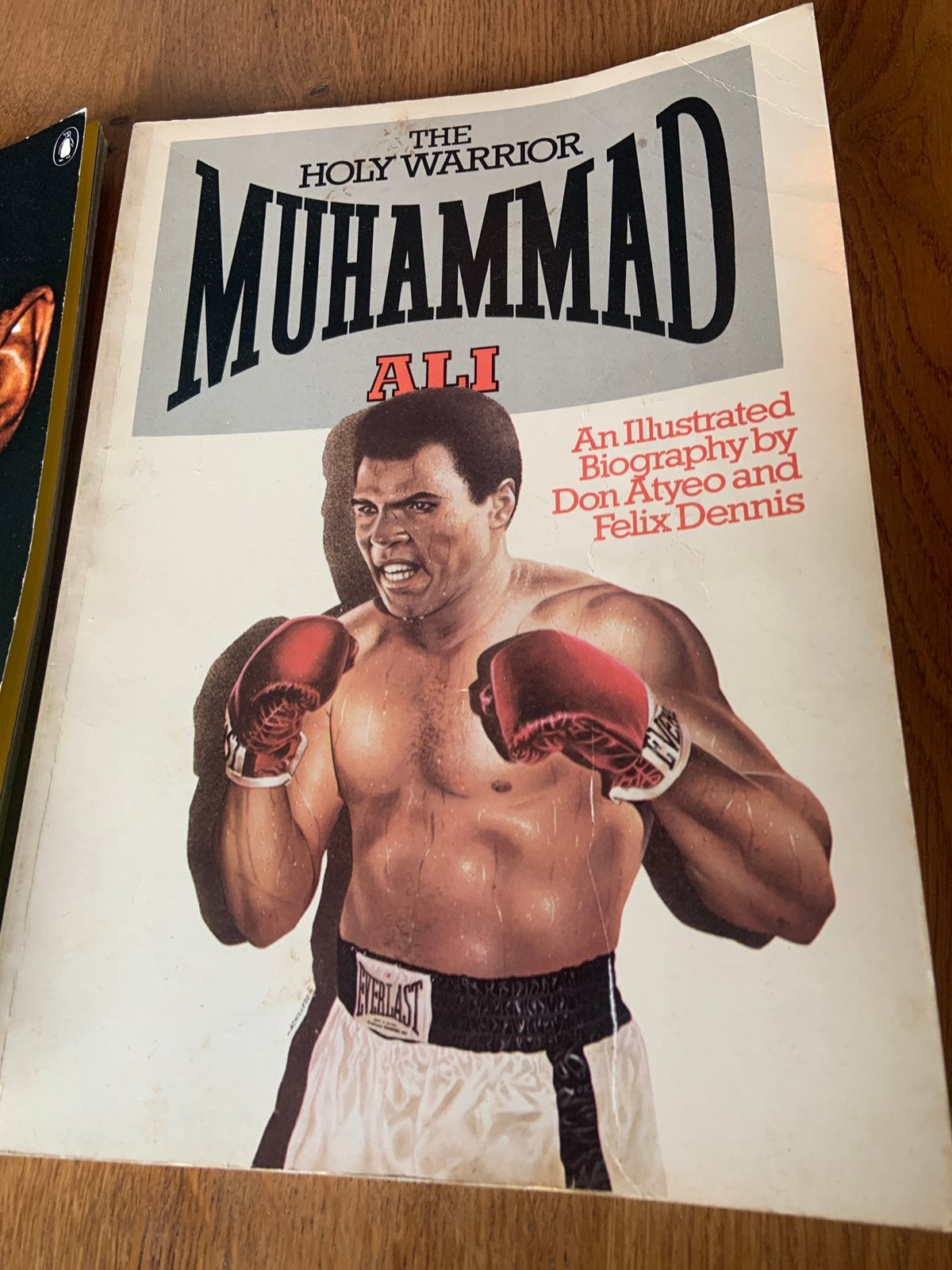 Biografie van bokslegende Muhammed Ali, Sport en Fitness, Boksen, Ophalen, Zo goed als nieuw