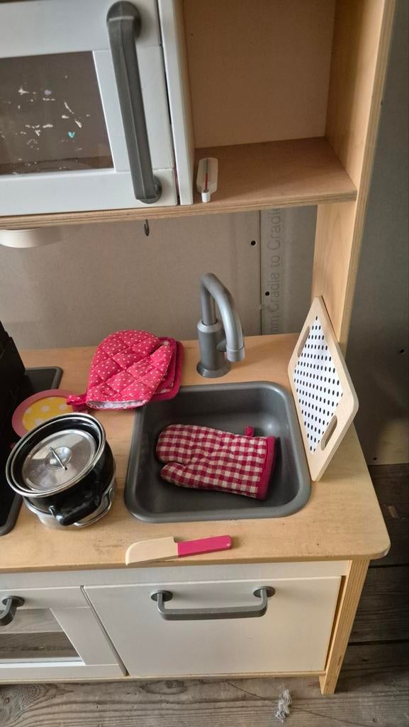 IKEA Speelkeuken met accessoires, Kinderen en Baby's, Speelgoed | Speelkeukens, Ophalen, Gebruikt, Hout, Speelkeuken