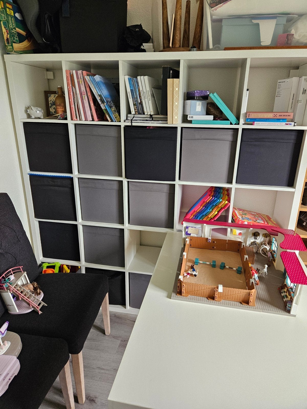 Kallax vakkenkast met tafel/bureau, Huis en Inrichting, Ophalen, 150 tot 200 cm, Zo goed als nieuw, 150 tot 200 cm