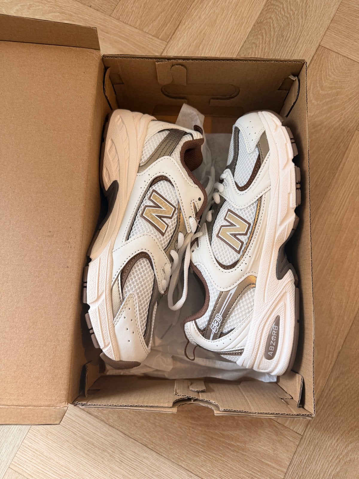 New Balance 530 Sneakers - Nieuw in doos, Ophalen of Verzenden, Nieuw, Wit, Sneakers of Gympen