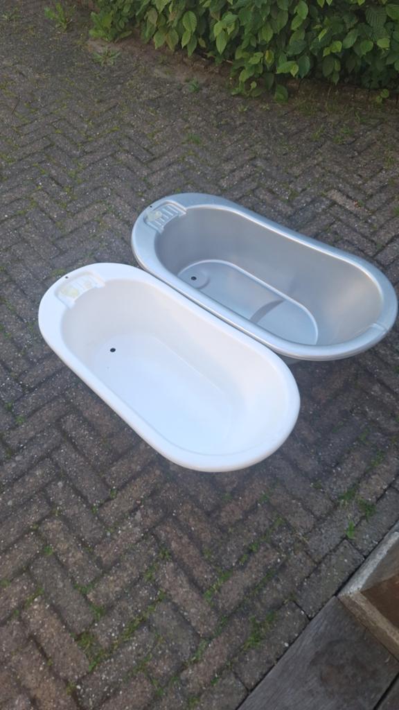 2x badjes gratis. Zonder onderstel, Kinderen en Baby's, Badjes en Verzorging, Ophalen of Verzenden, Gebruikt, Badje