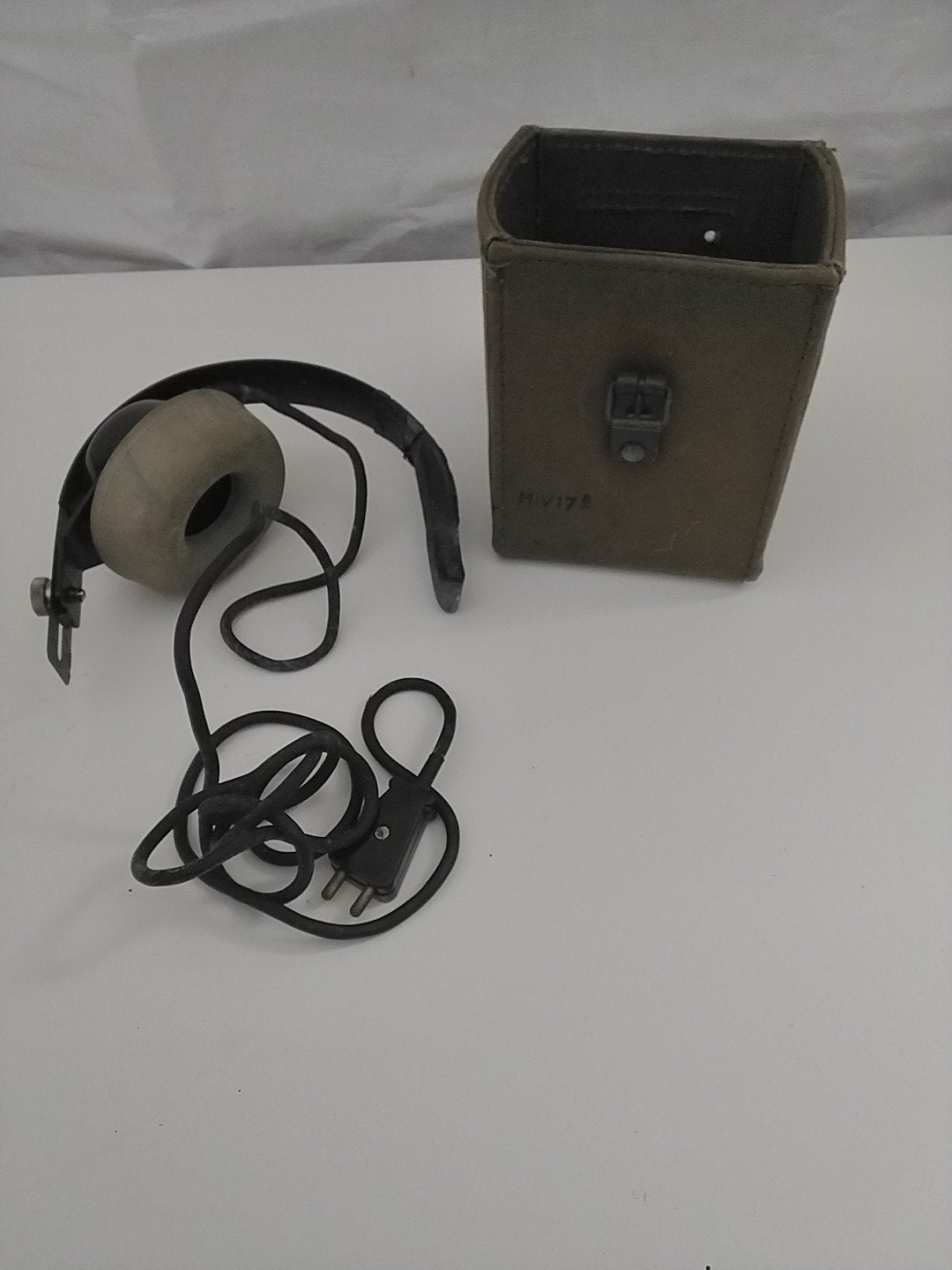 Vintage militaire koptelefoon met etui, Ophalen of Verzenden