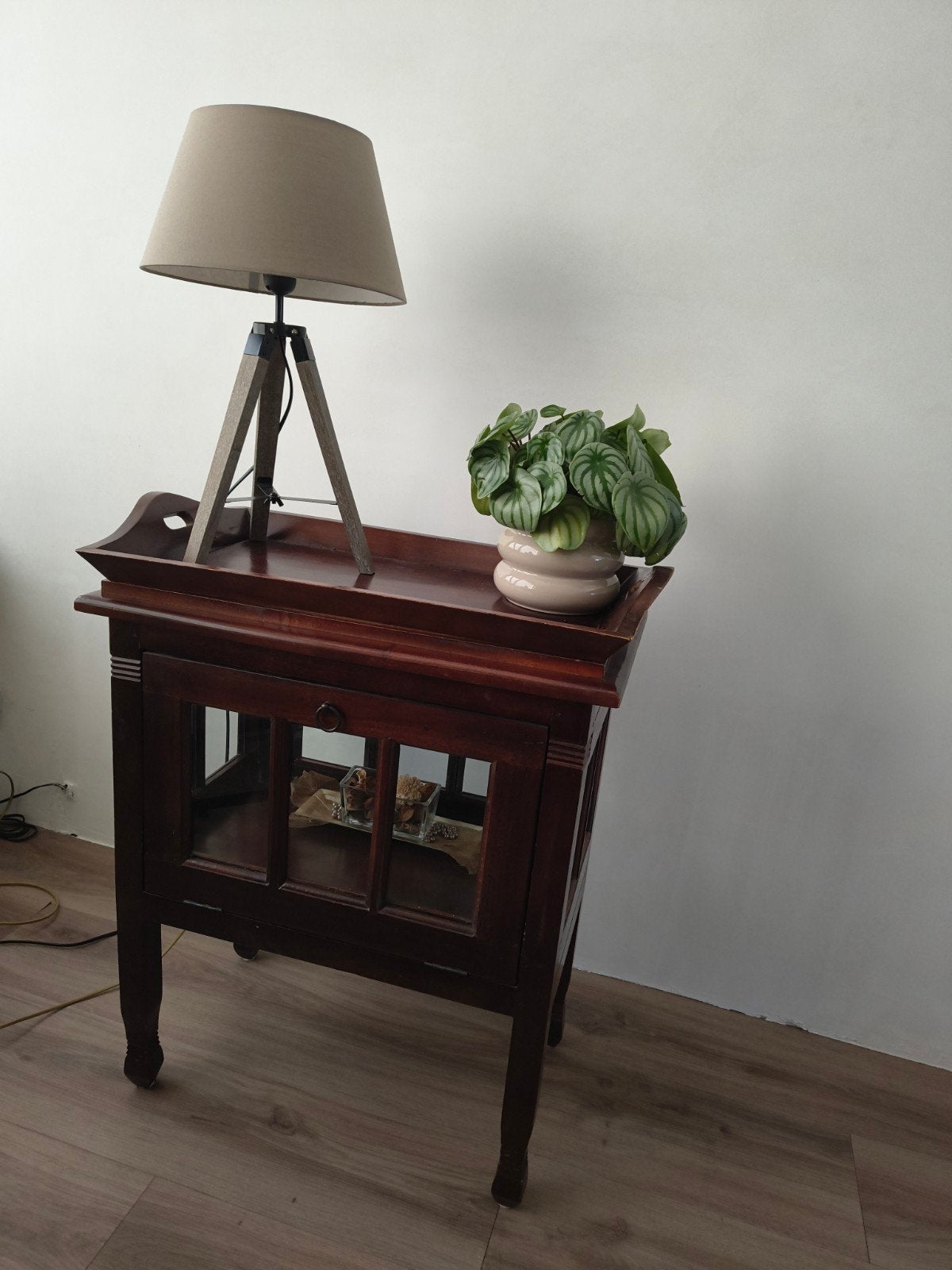 te koop thee kastje., Ophalen, Gebruikt, 50 tot 100 cm, 25 tot 50 cm