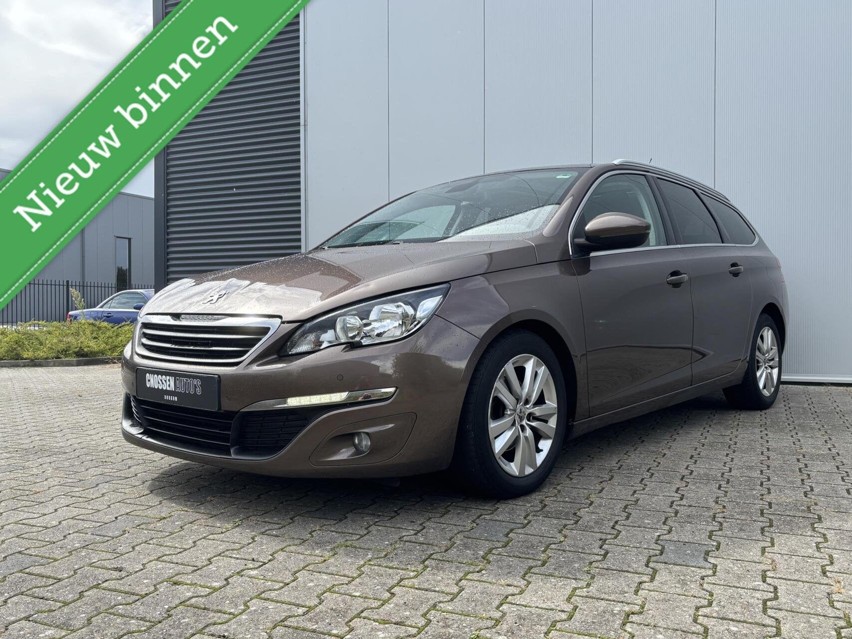 Peugeot 308 SW 1.6 BlueHDI Blue Lease Limited, Export!, Voorwielaandrijving, 4 cilinders, Bruin, Origineel Nederlands