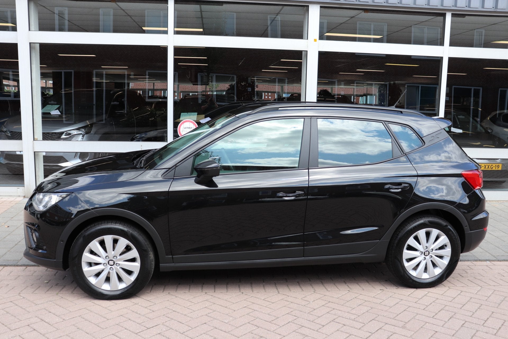 SEAT Arona 1.0 TSI Style Business Intense. Navigatie dealero, Auto's, Seat, Gebruikt, Alcantara, Handgeschakeld, Particulier