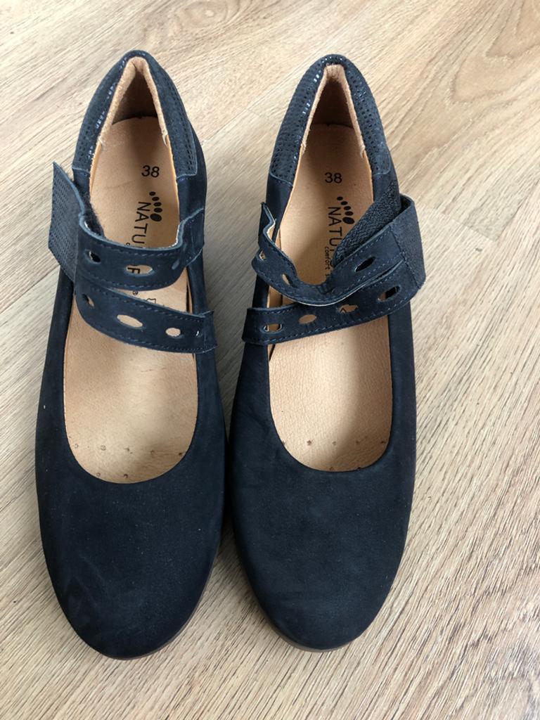 Natuform zwartblauwe schoenen 38, Kleding | Dames, Overige kleuren, Nieuw, Ophalen of Verzenden, Sneakers of Gympen