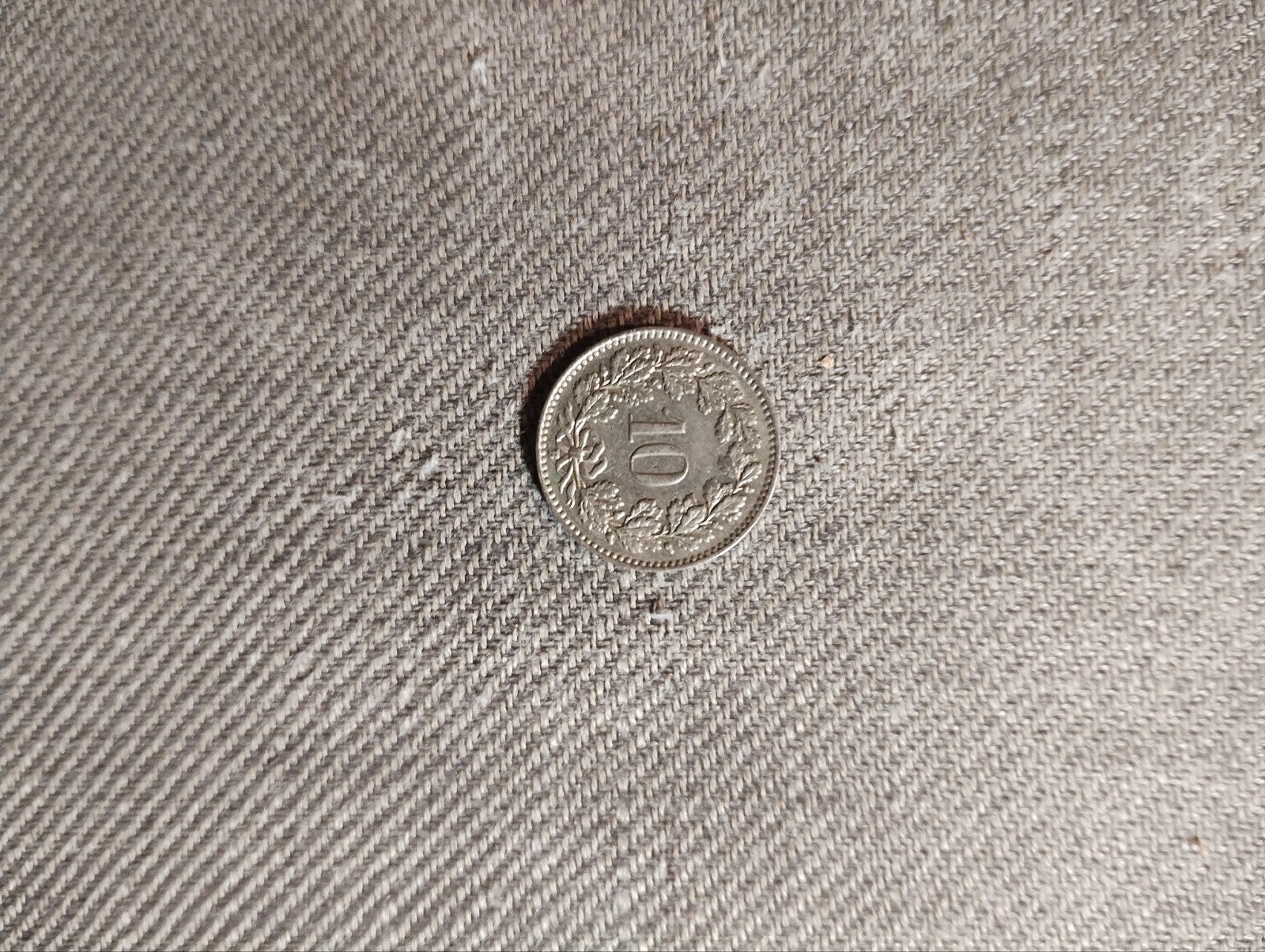 Zwitserse 10 Rappen munt uit 1959 (M-0186), Postzegels en Munten, Ophalen of Verzenden, Overige landen, Losse munt