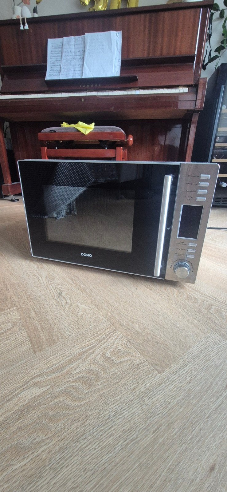 Domo Combimagnetron DO2330CG met Grill en Convectie, Ophalen, Gebruikt, Grill, Draaiplateau