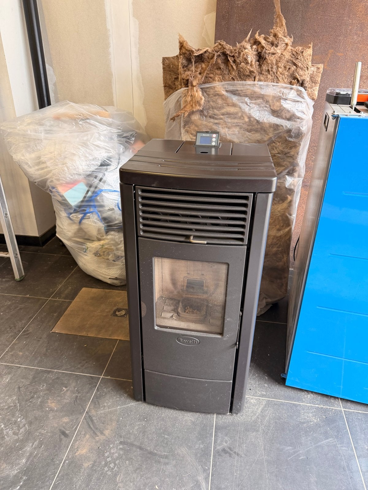 Ravelli R70 Pelletkachel - Compact en Efficiënt, Huis en Inrichting, Kachels, Ophalen, Gebruikt, Overige brandstoffen, Pelletkachel