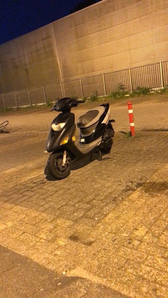 2tact scooter, Fietsen en Brommers, Ophalen of Verzenden, Gebruikt, Overige typen, Overige merken