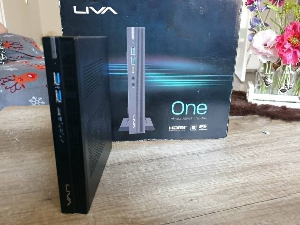 Liva One mini pc H410 W11 Home 16gb/740gb aangeboden, Computers en Software, Desktop Pc's, Intel, Ophalen of Verzenden, Zo goed als nieuw