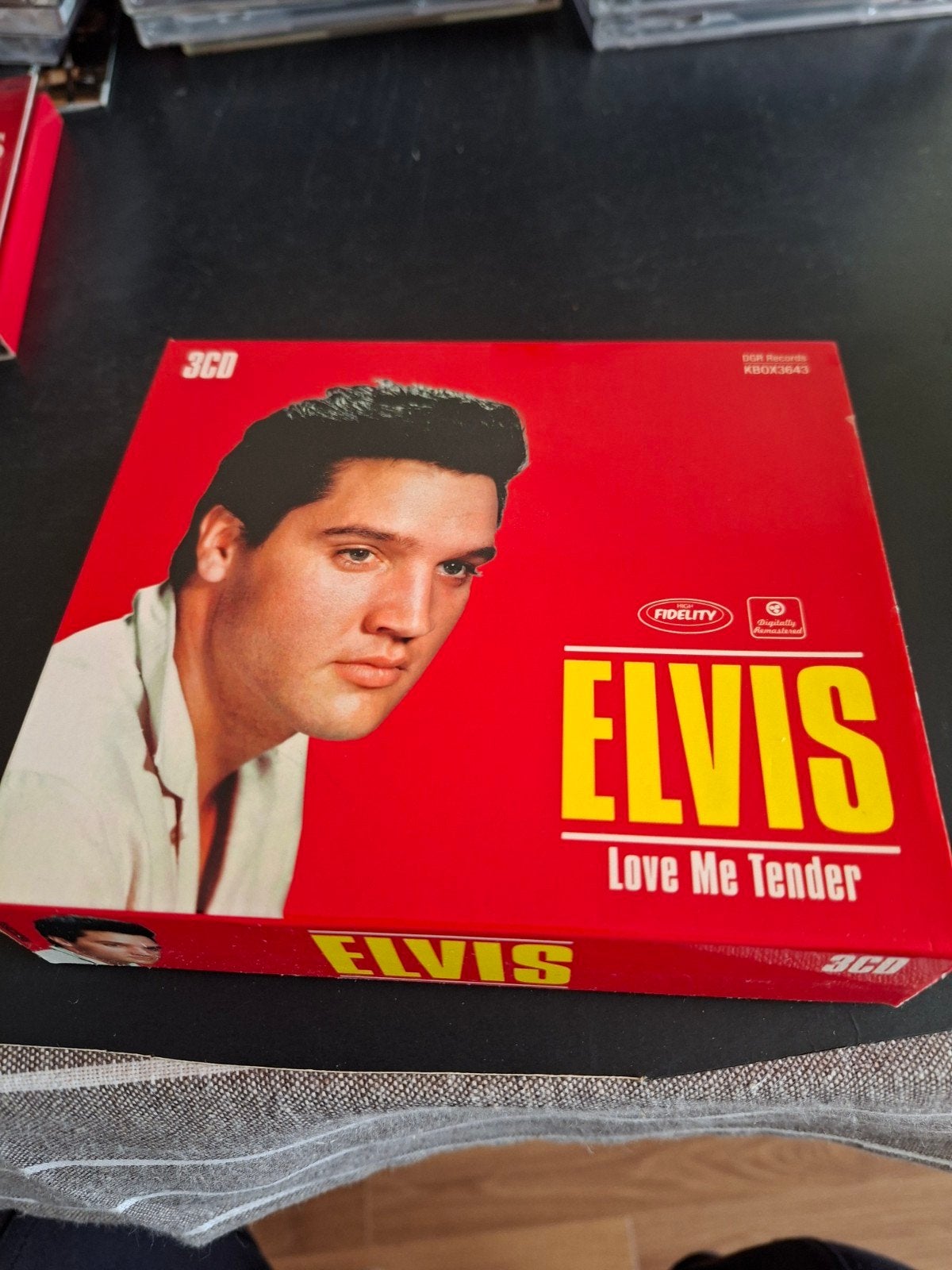 Elvis Presley, Ophalen