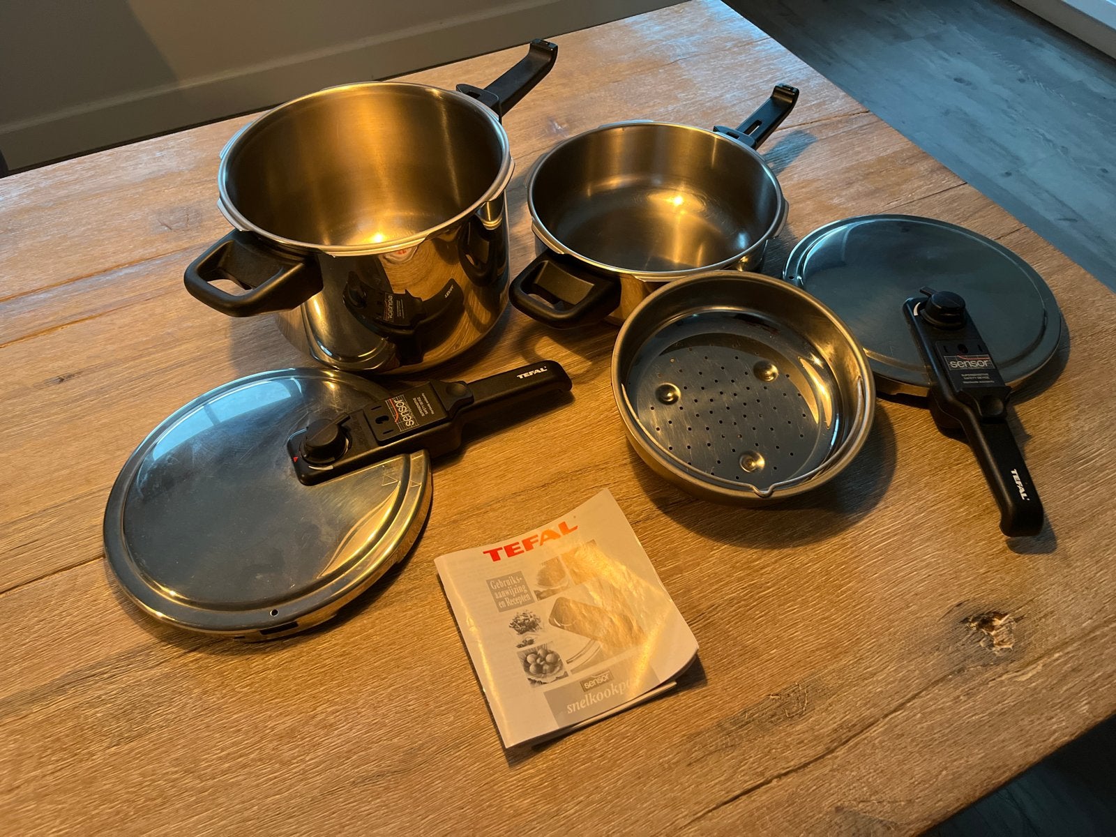 Tefal Snelkookpan Set - Zo goed als nieuw, Snelkookpan, Tefal, Met deksel, Ophalen of Verzenden