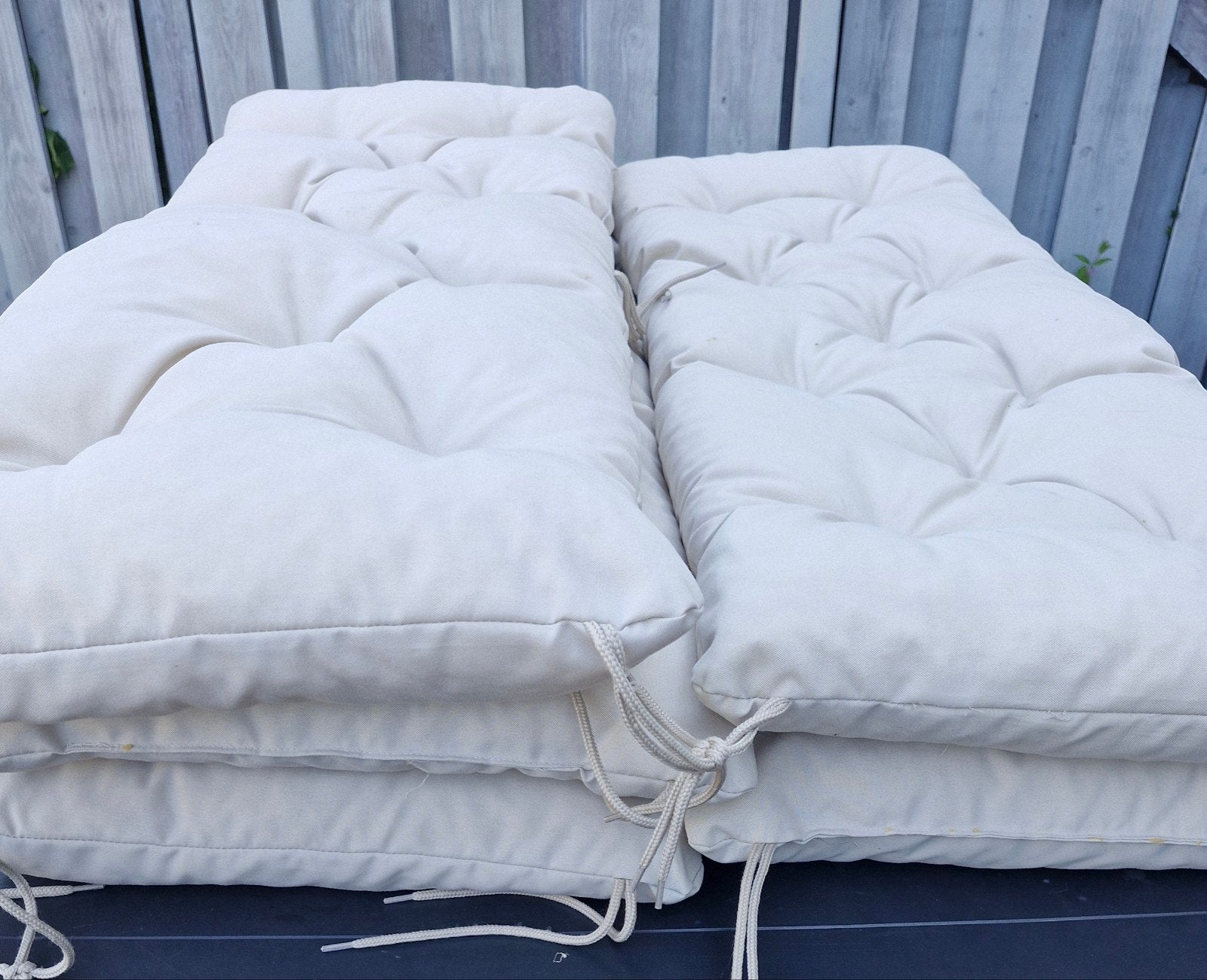 IKEA KUDDARNA Bankkussen beige 2 stuks, Ophalen, Zo goed als nieuw