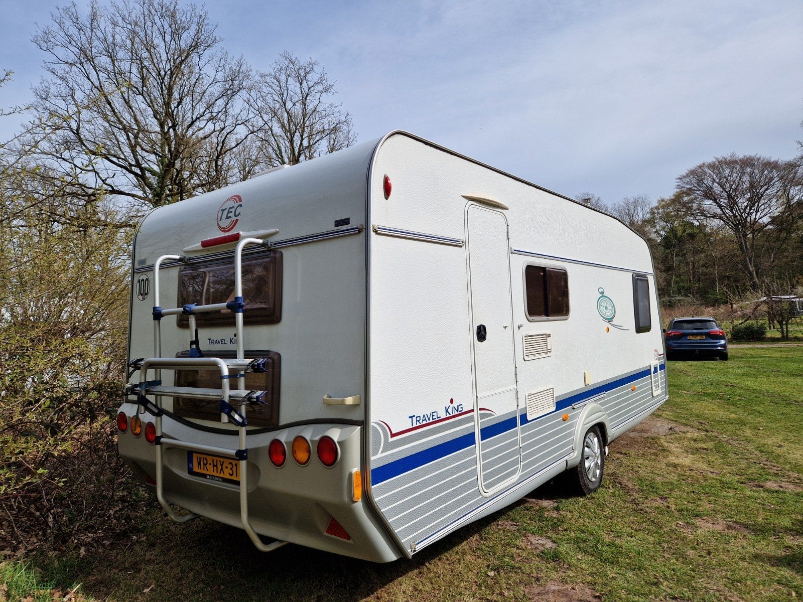 TEC Travel King caravan, 2005 met mover en stapelbed, T.E.C., Vast bed, Treinzit, Particulier