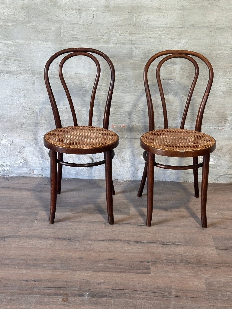 2 Thonet stoelen met rieten zitting / prijs per stuk, Ophalen of Verzenden