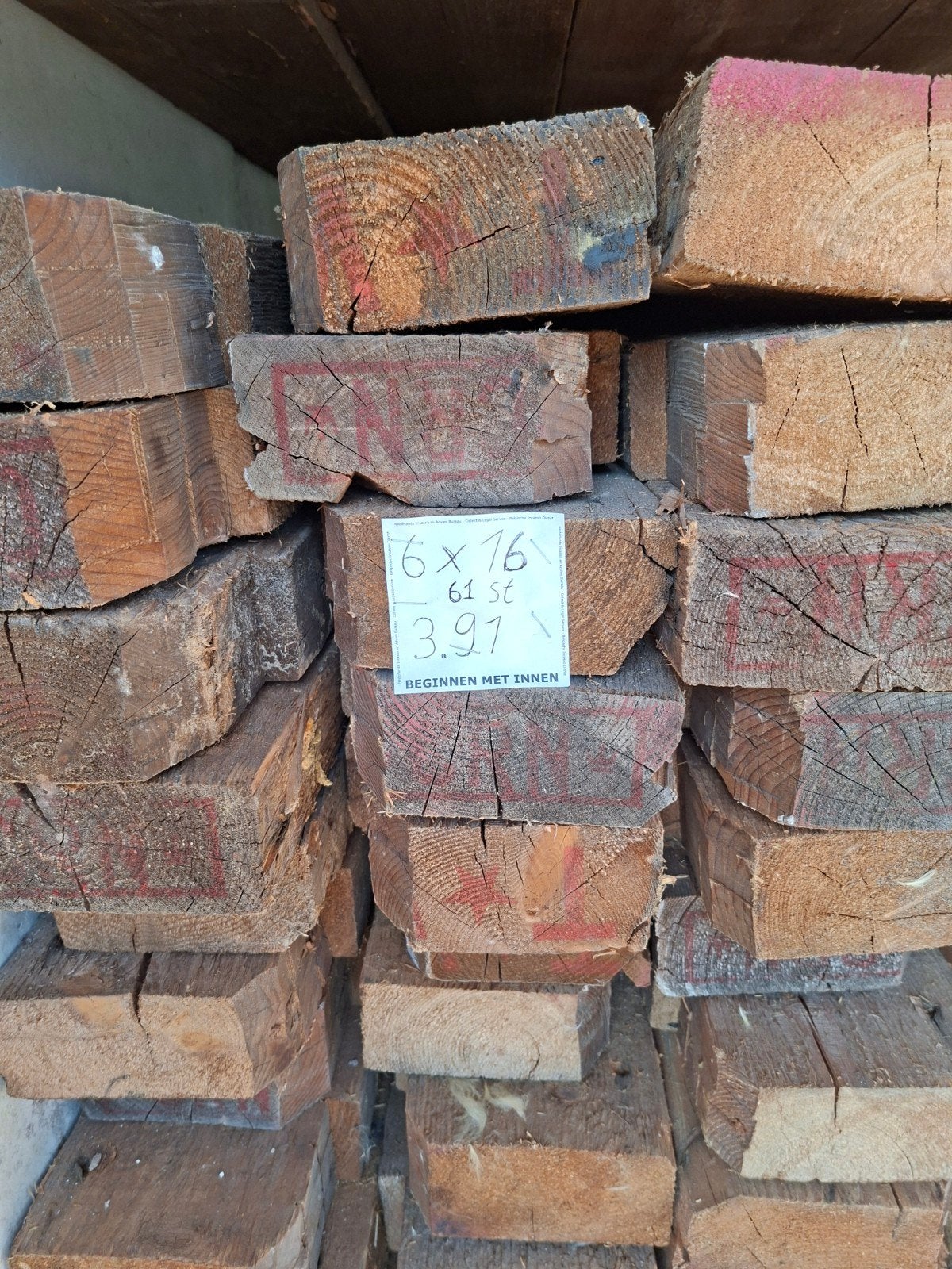61st Zweeds houten balken 6x16cm 3.91m lang, Doe-het-zelf en Verbouw, Hout en Planken, Ophalen, Zo goed als nieuw, Balk, 50 mm of meer