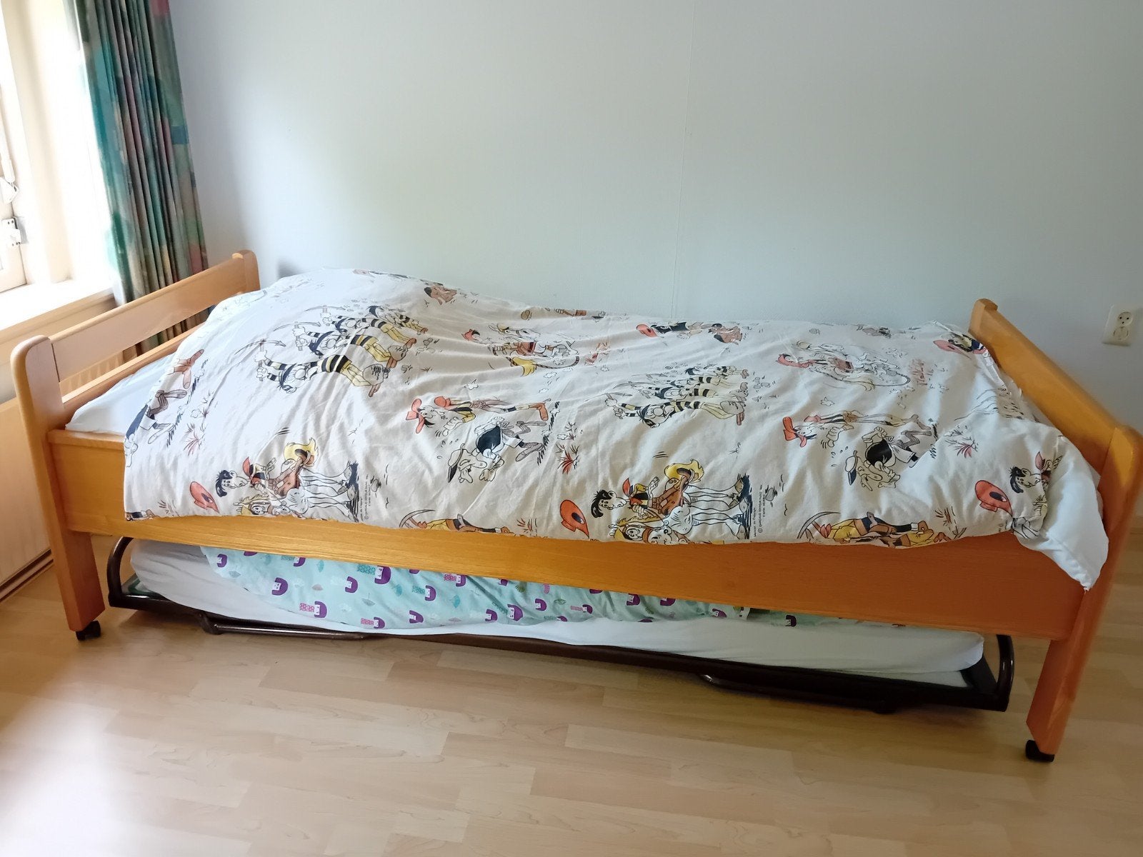 Eenpersoonsbed (grenen), Ophalen, Gebruikt, 90 cm, Eenpersoons