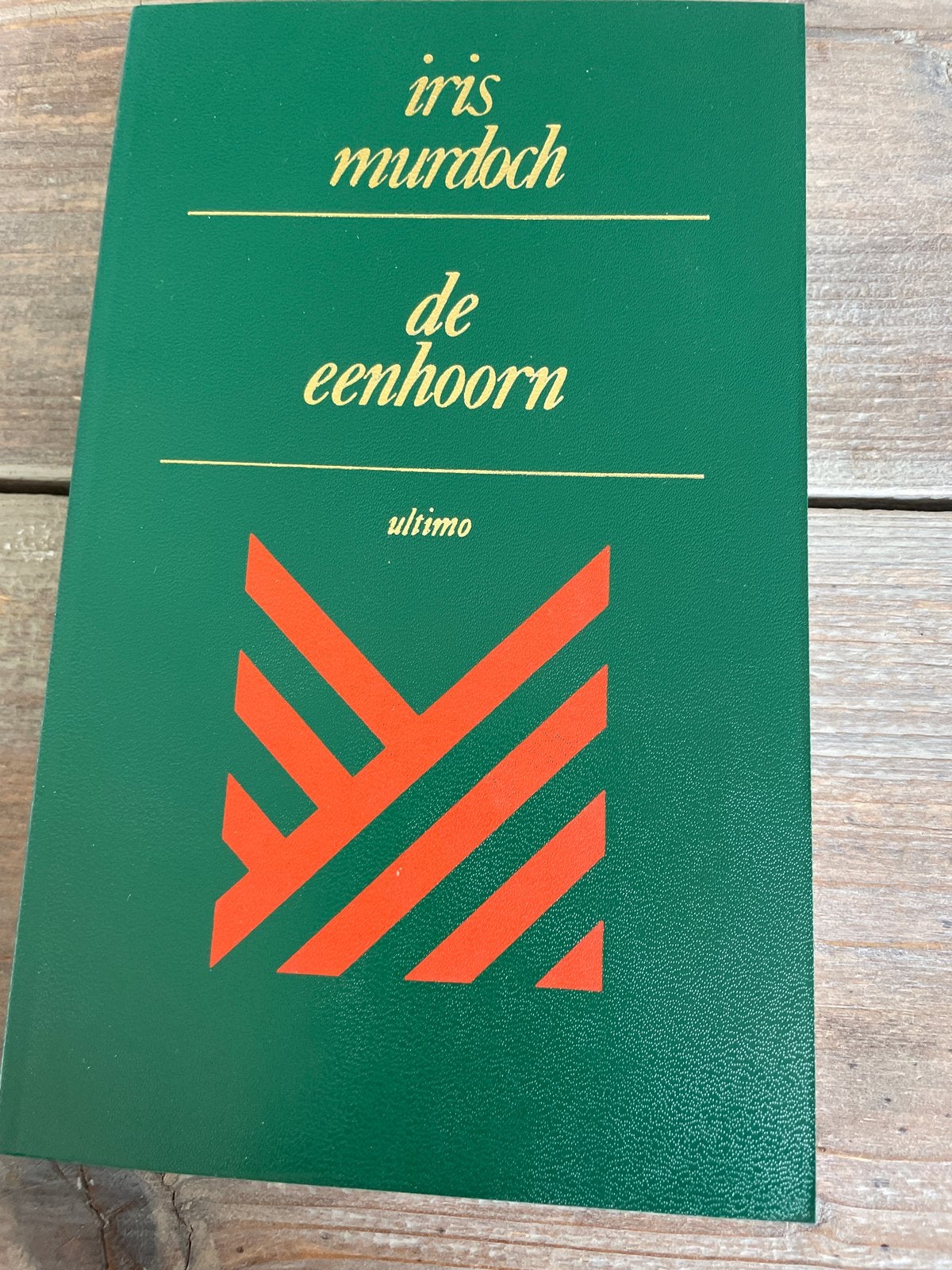 Iris Murdoch - De Eenhoorn (Ultimo), Boeken, Ophalen of Verzenden, Zo goed als nieuw