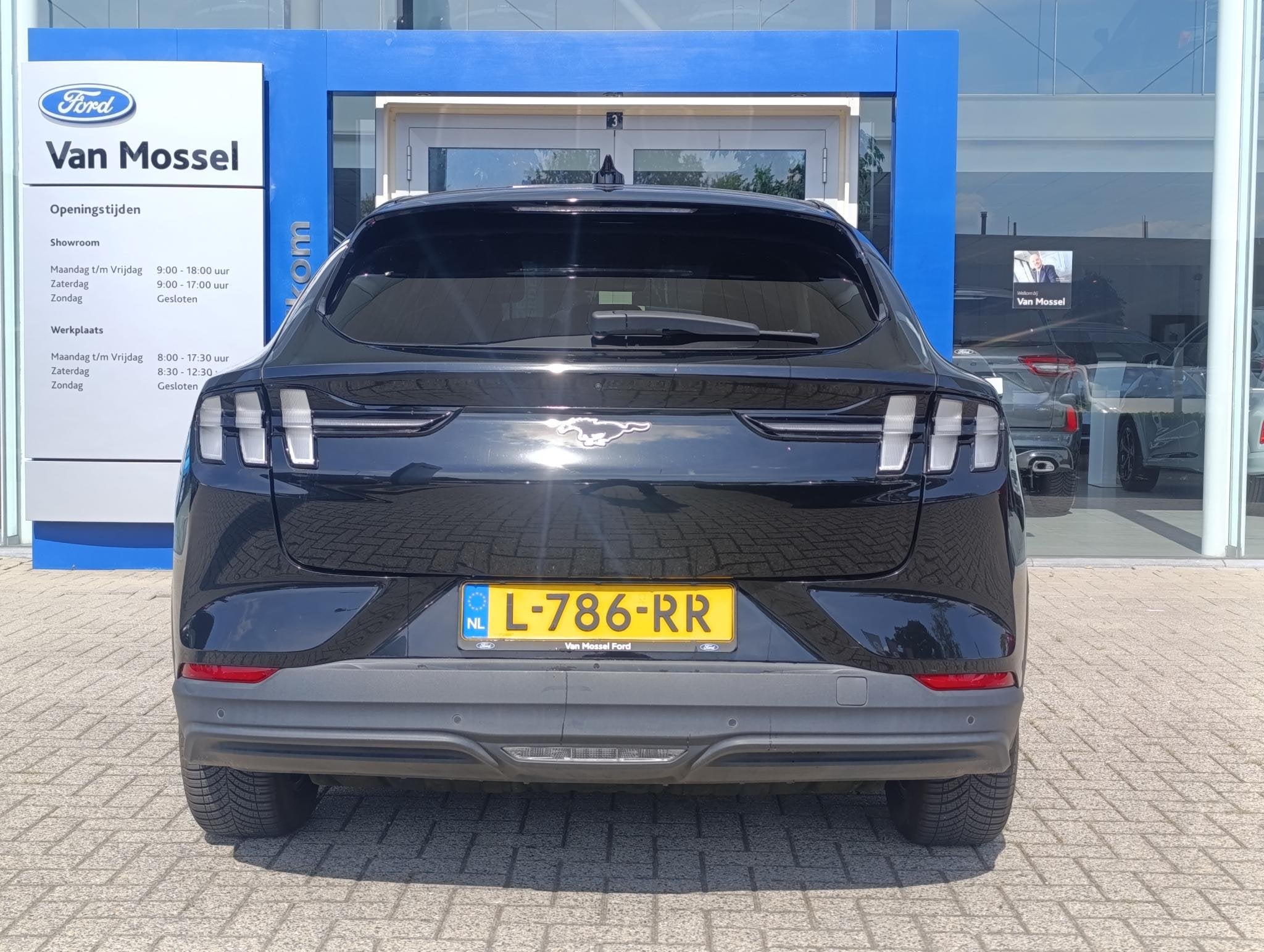 Ford Mustang Mach-E Extended RWD 98 kWh | Dealeronderhouden, Auto's, 12 maanden, Gebruikt, 750 kg, 600 km