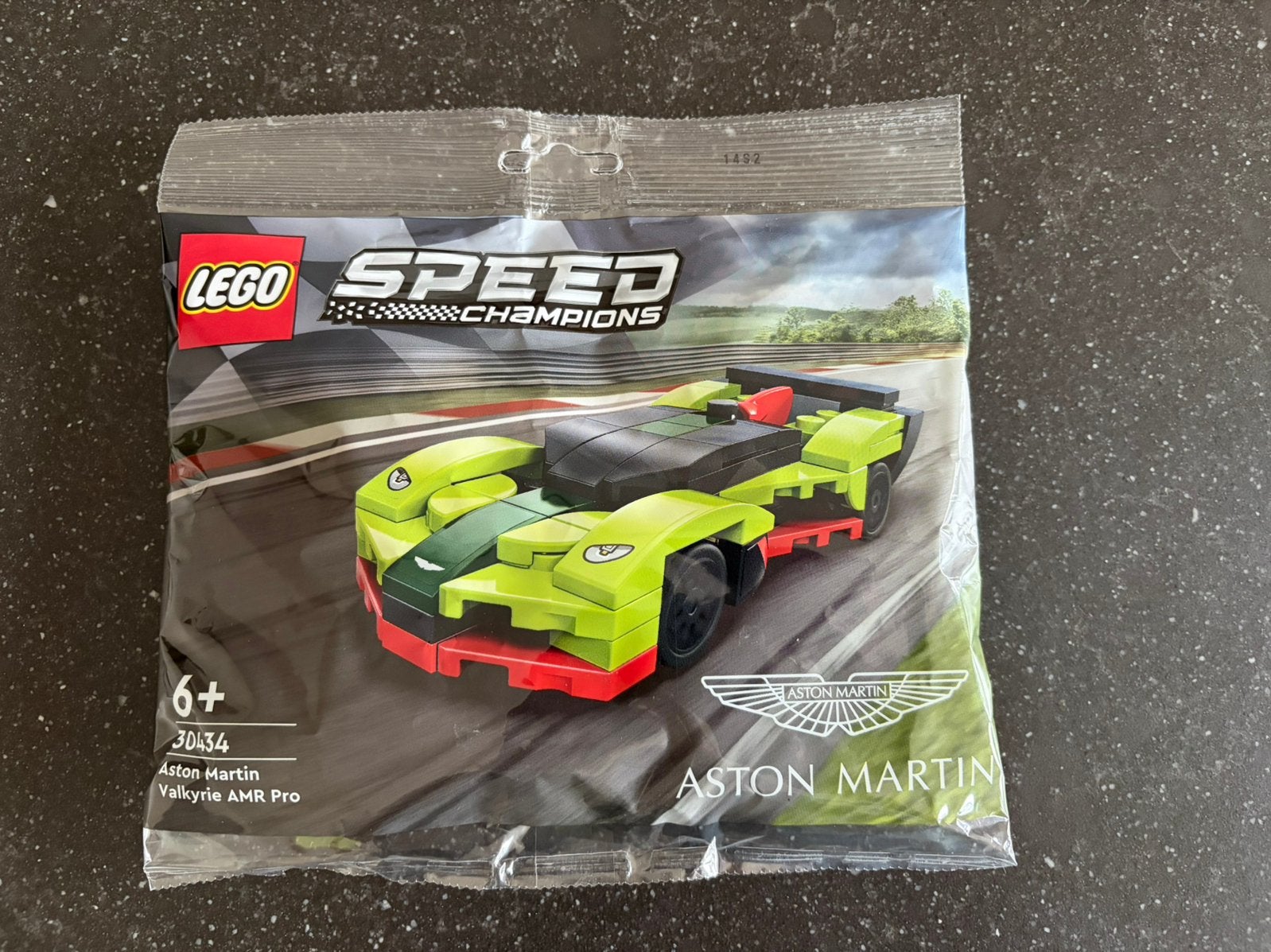 Lego GWP 30434 Aston Martin Valkyrie AMR Pro, Lego, Nieuw, Complete set, Ongeopend/sealed