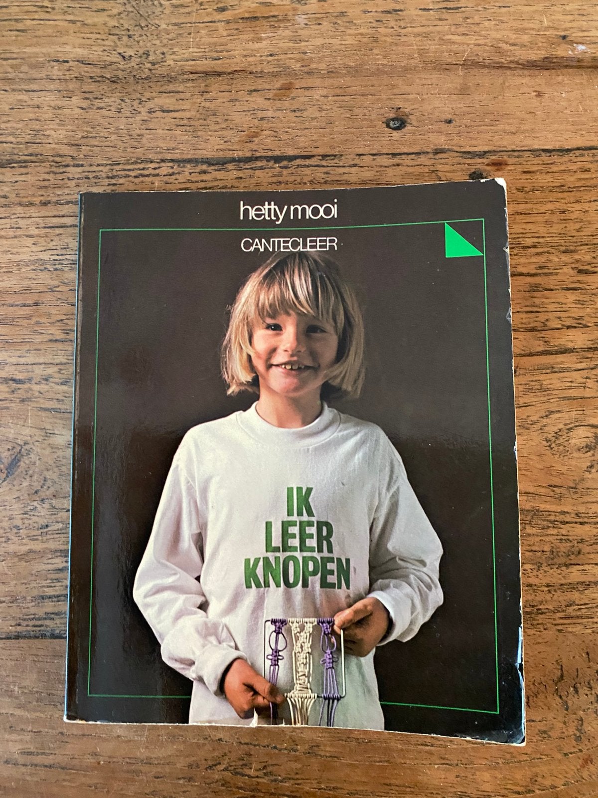 Vintage macramé boekje "Ik leer knopen" – Hetty Mooi, Ophalen of Verzenden, Gelezen, Overige onderwerpen