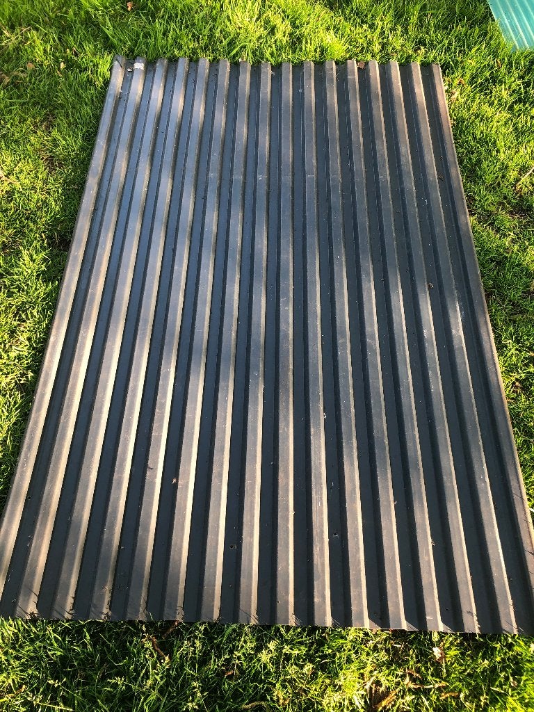 1 kunststof plaatje damwand of golfplaat kleur antraciet, Ophalen, Kunststof, Gebruikt, Zwart