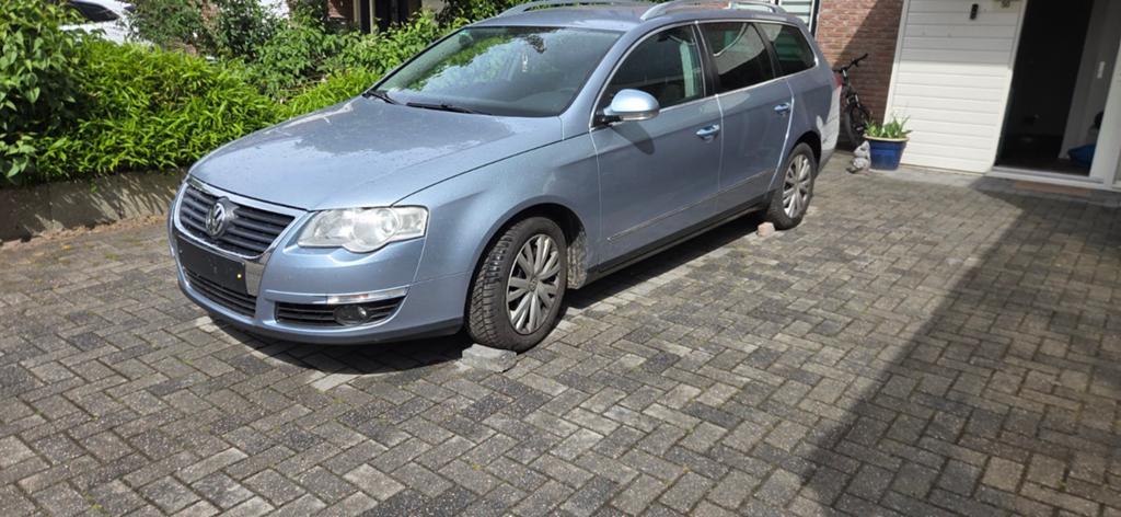 Volkswagen Passat 2.0TFSI Variant 2009, Stof, Zwart, 4 cilinders, 1984 cc