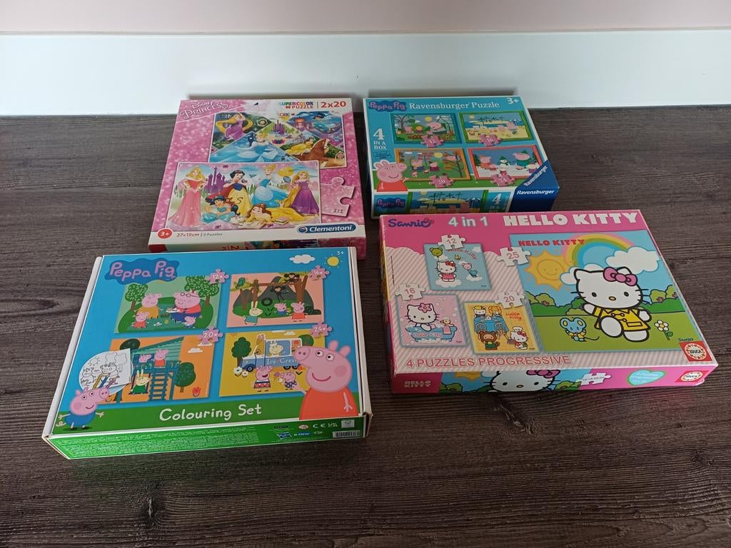 4 Puzzels, Ophalen of Verzenden, 10 tot 50 stukjes, Gebruikt, 2 tot 4 jaar