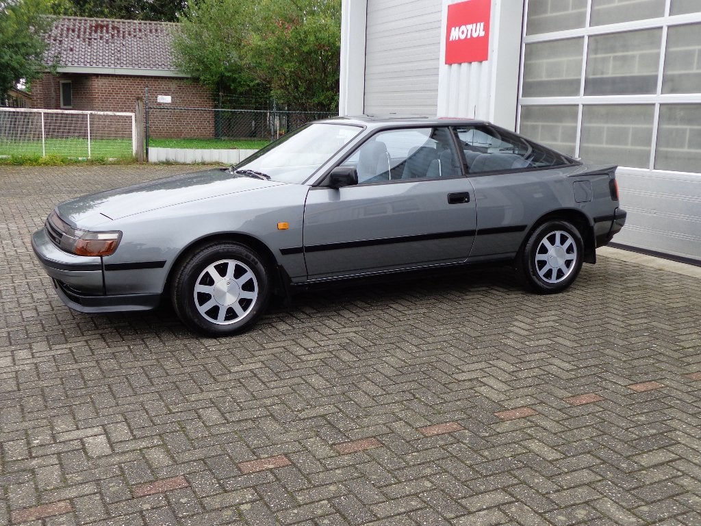 Toyota Celica 2.0 GT TwinCam 16V, foto 3