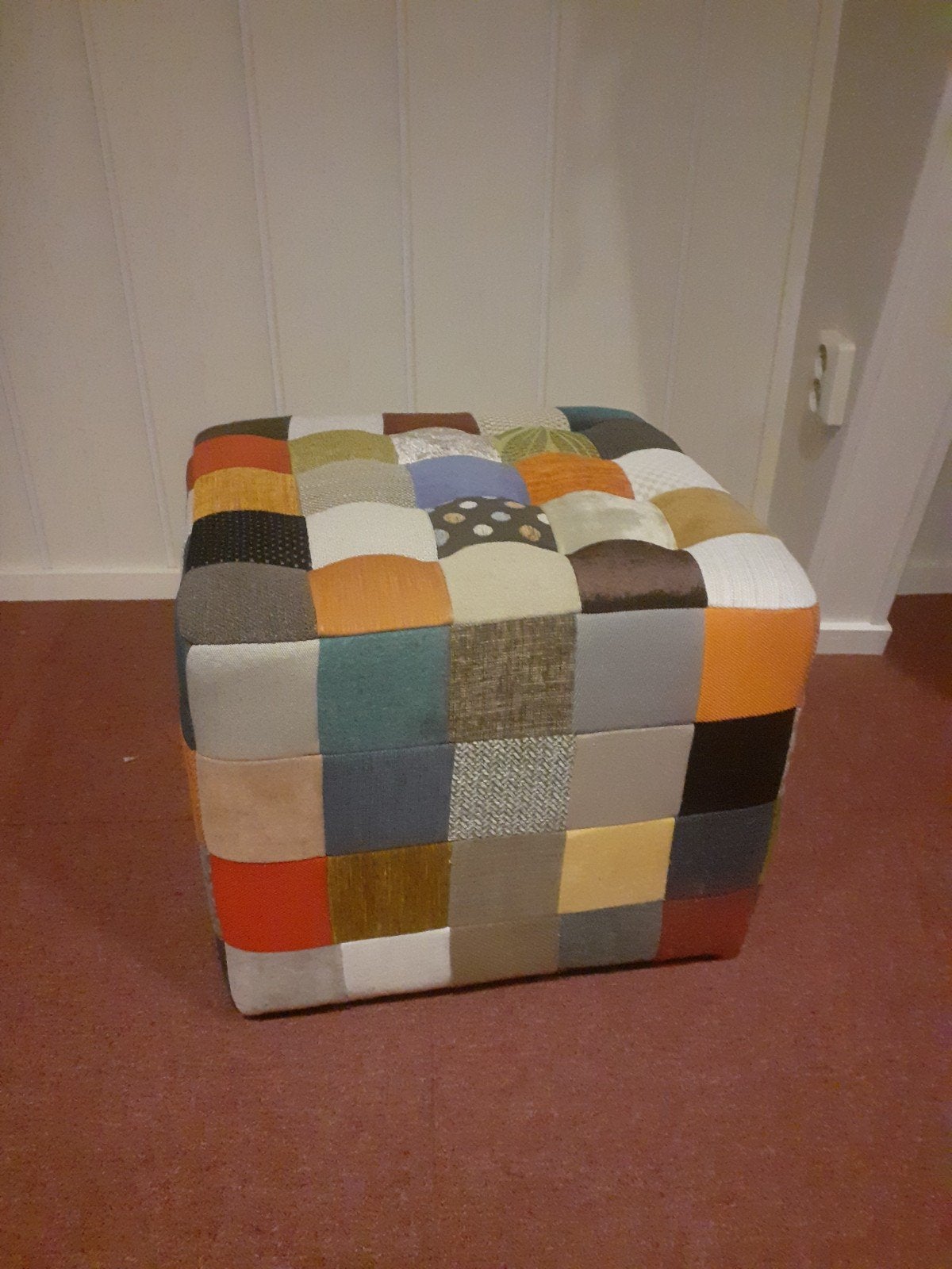 Voetenbank pipo look, Ophalen, Rechthoekig, 50 tot 75 cm