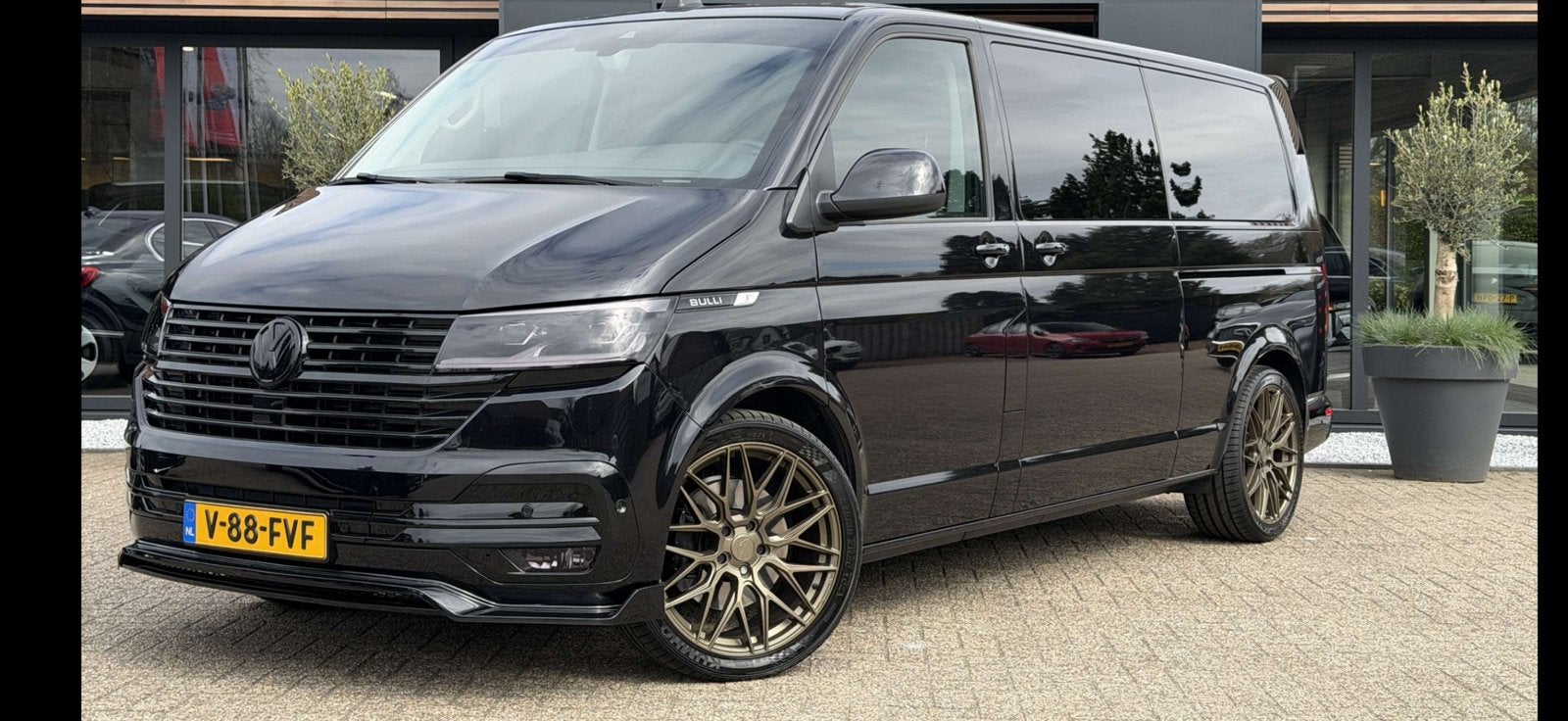 Volkswagen Transporter BULLI 2.0 TDI 204pk L2h1 340/3000, 4 cilinders, Volkswagen, Zwart, Origineel Nederlands