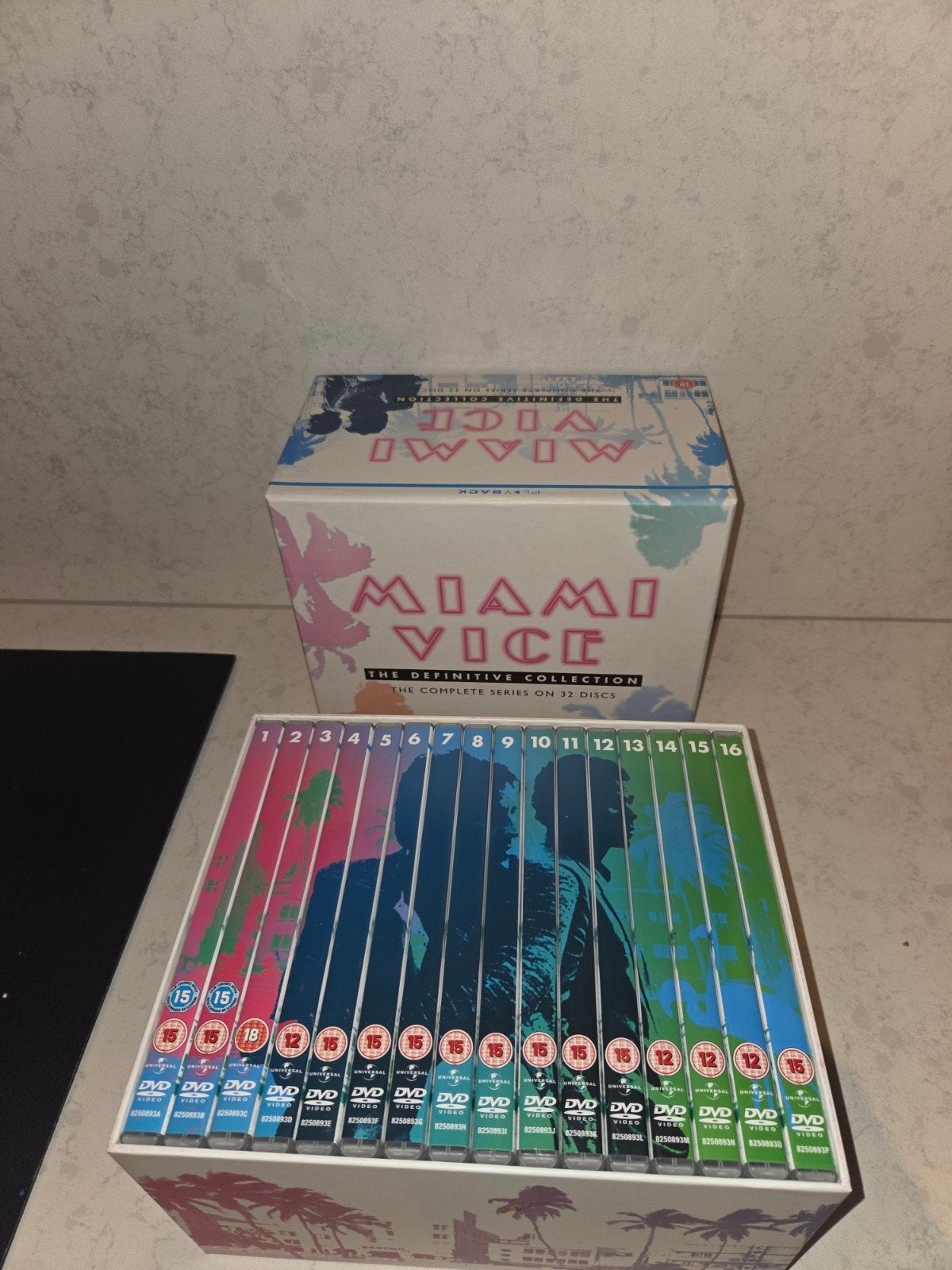 Miami Vice - Complete serie seizoen 1 tm 5 boxset, Vanaf 12 jaar, Ophalen of Verzenden, Zo goed als nieuw, Actie en Avontuur