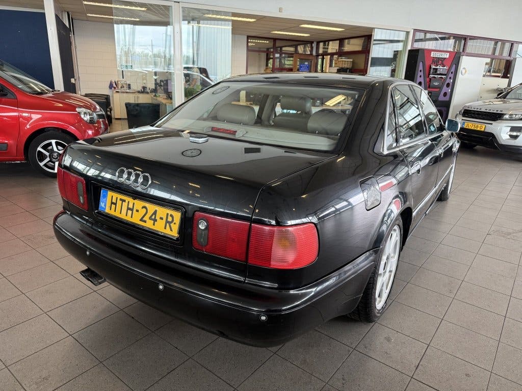 Audi S8 4.2 S8 (bj 1998, automaat), foto 3