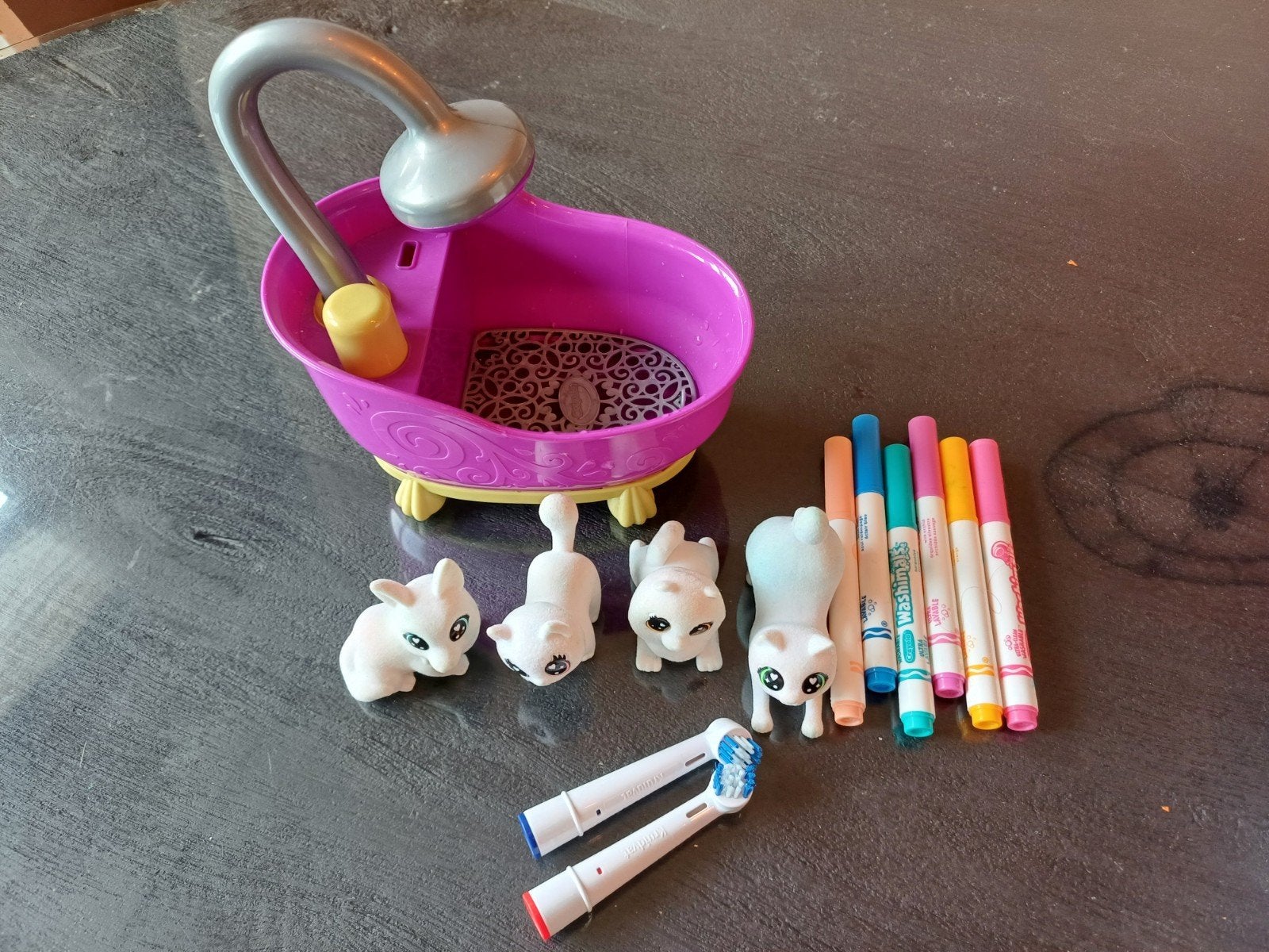 washimals set met stiften en douche, Ophalen of Verzenden, Gebruikt, Knutselen