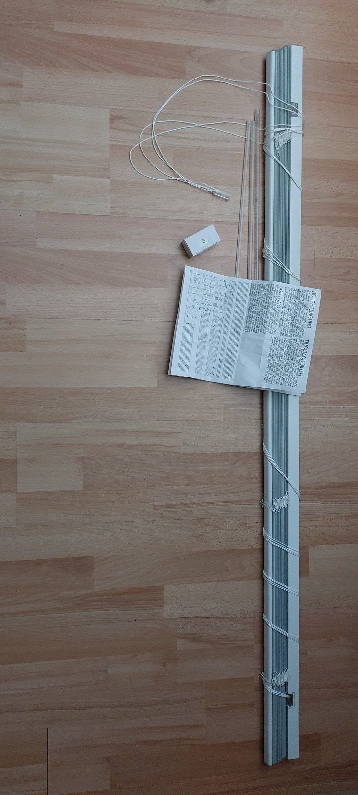 Luxaflex, wit metaal, 140 cm breed, Ophalen, 180 cm, Wit, Zo goed als nieuw