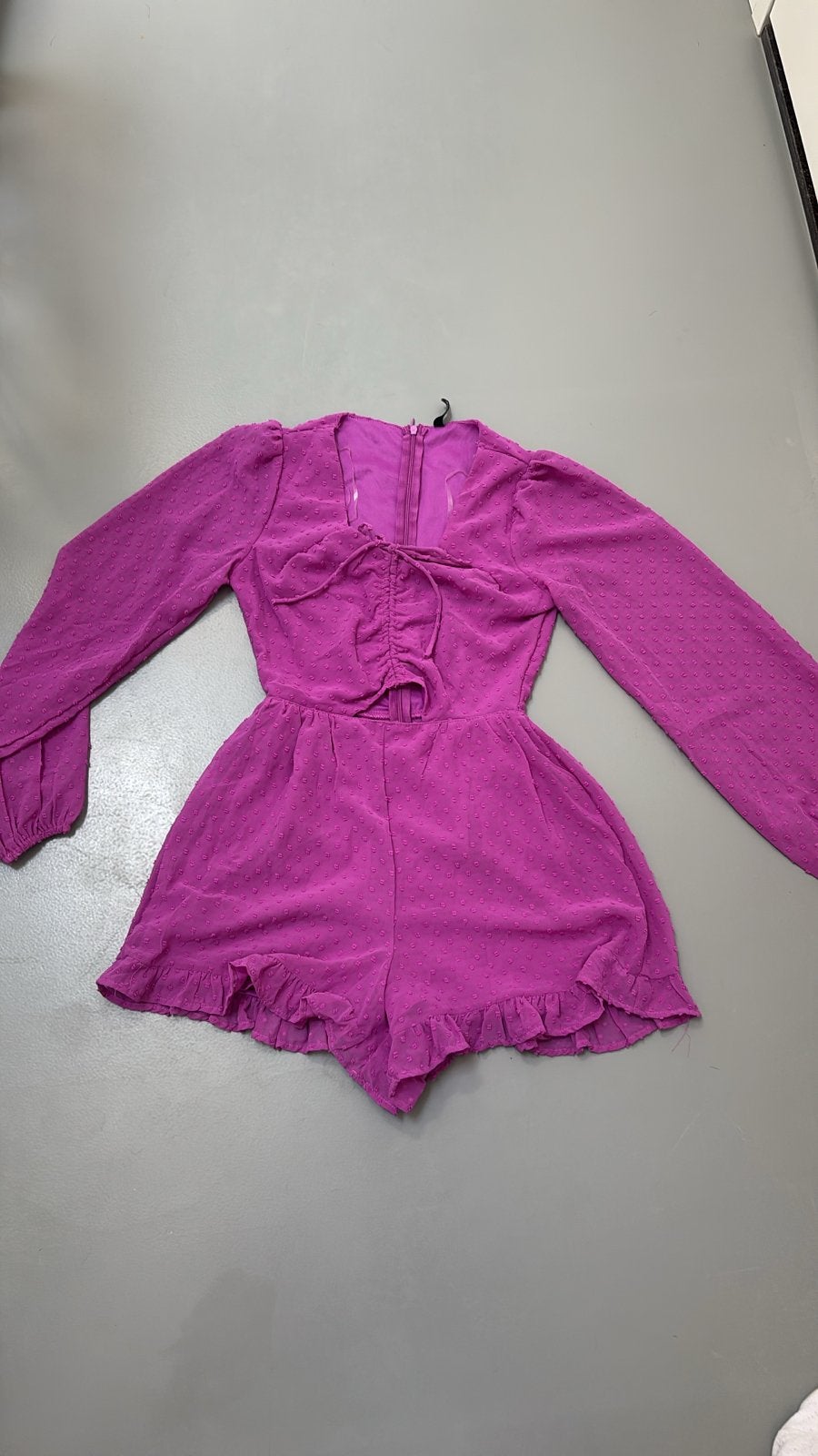 Paarse Playsuit met Lange Mouwen en Ruches, Kleding | Dames, Jumpsuits, Ophalen, Zo goed als nieuw, Maat 34 (XS) of kleiner, Paars