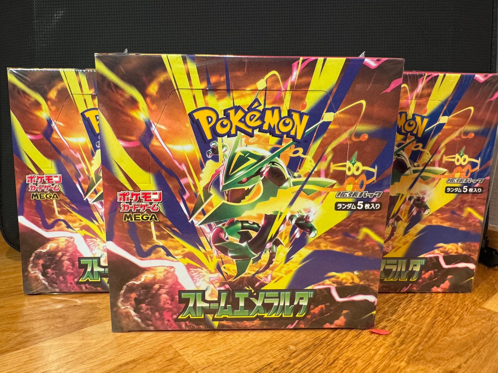 Storm emeralda booster box (Japans), Ophalen, Zo goed als nieuw, Boosterbox
