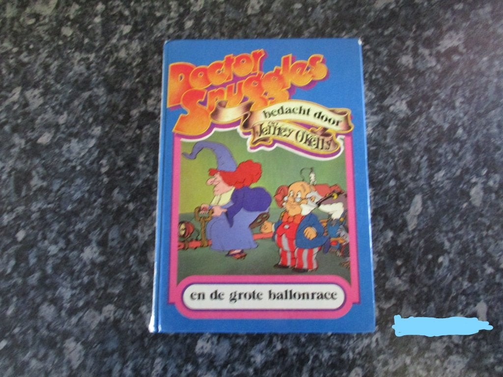 boek doctor snuggles en de grote ballonnenrace, Ophalen of Verzenden, Gelezen, Fictie algemeen