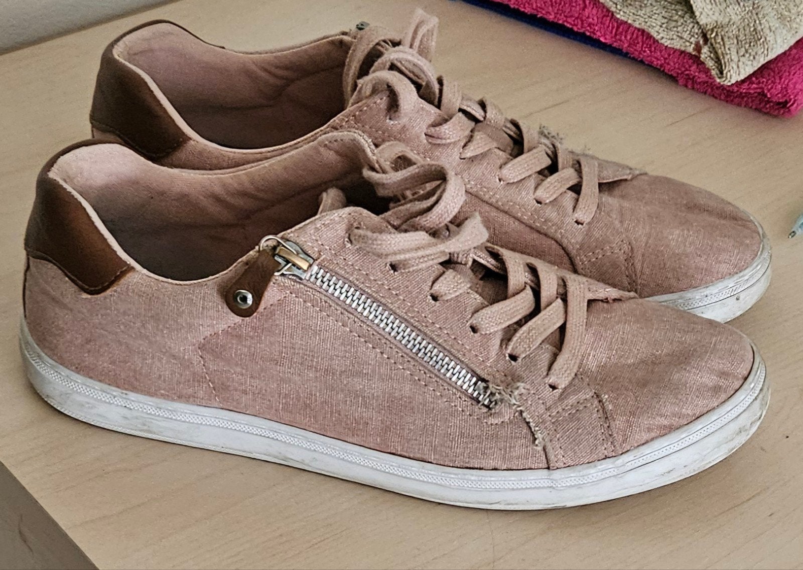 Schoenen, Ophalen of Verzenden, Gedragen, Zwart, Sneakers of Gympen