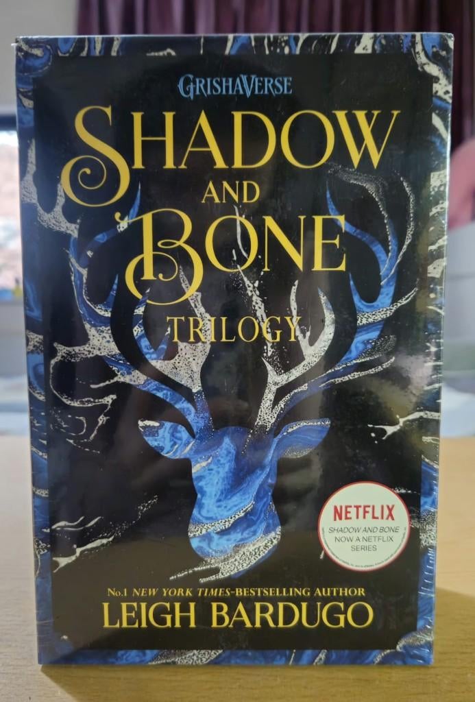 Shadow and Bone Trilogy, Ophalen of Verzenden, Nieuw, Leigh Bardugo