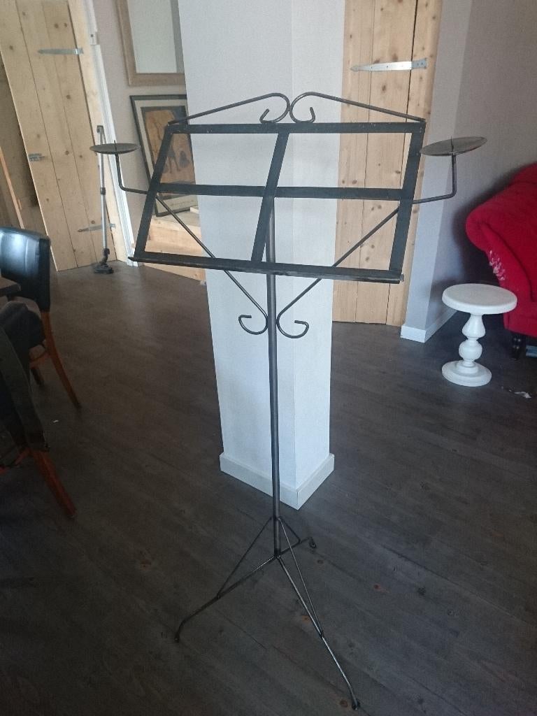 presentatie standaard, Ophalen, Zo goed als nieuw, Accessoires